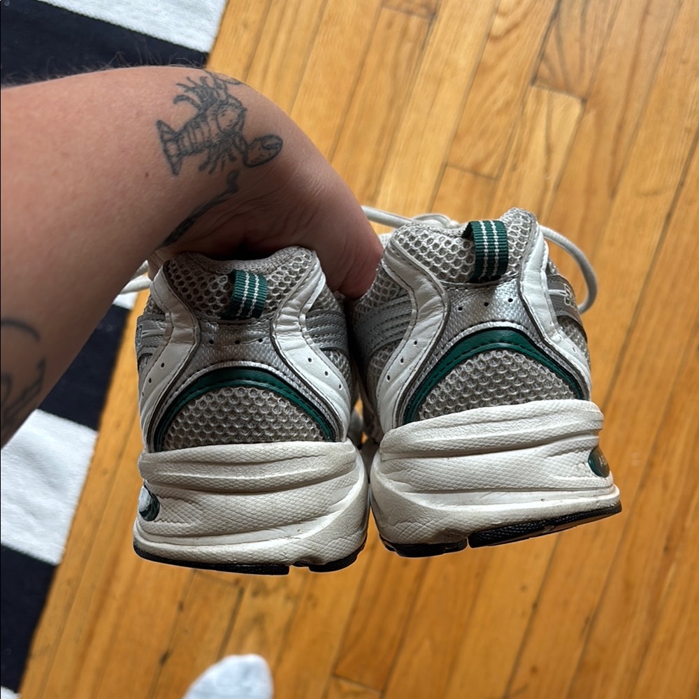New Balance 530 White & Silver Running Sneakers - Picture 7 of 8